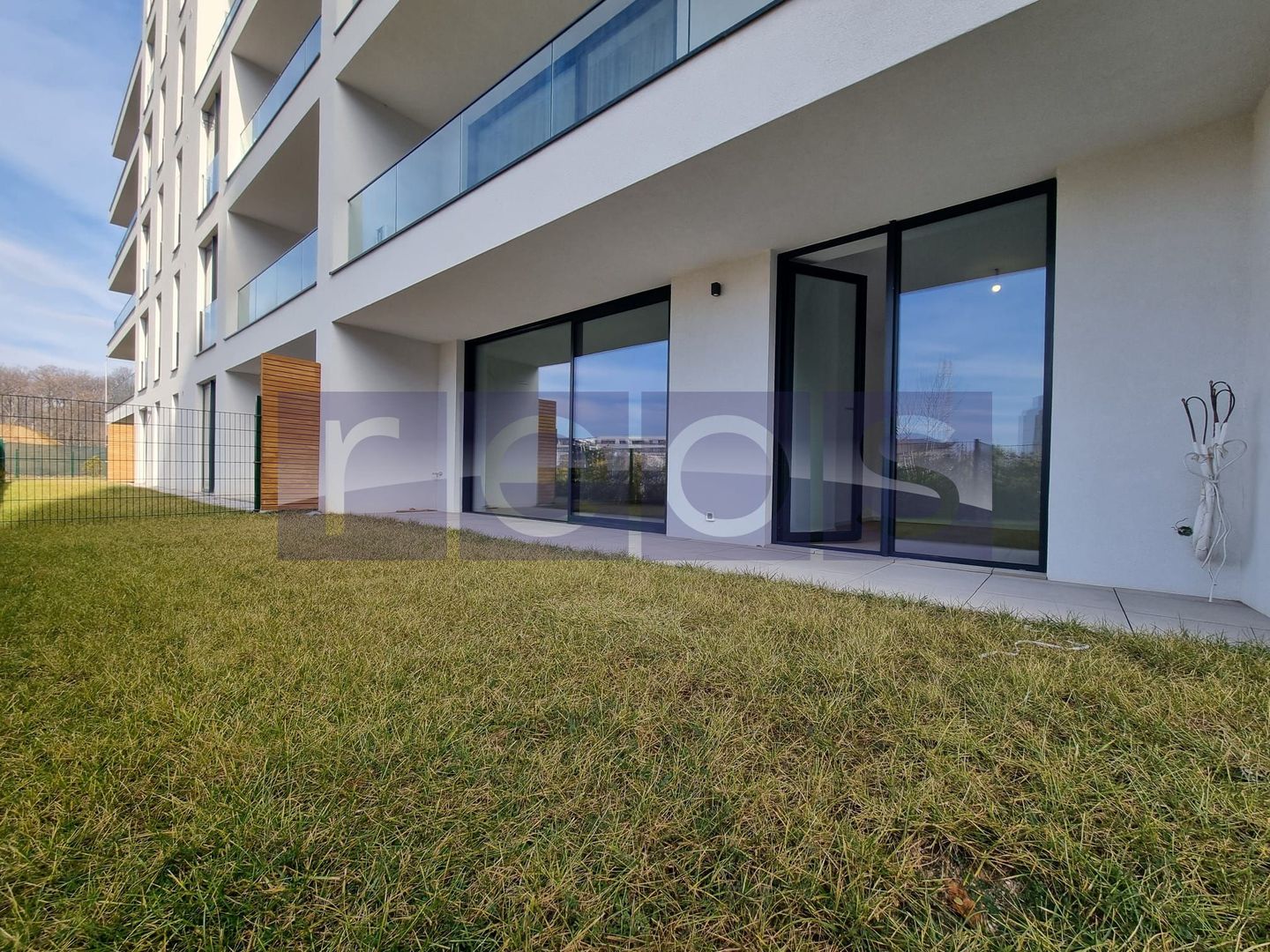 VANZARE 3 CAMERE CU GRADINA | 100 MP | THE IVY | ZONA BANEASA - Poză 2