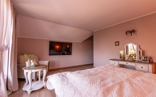 Proprietate exclusivista de vanzare: 2 case | 9 camere | 2000 mp teren - Poză 51