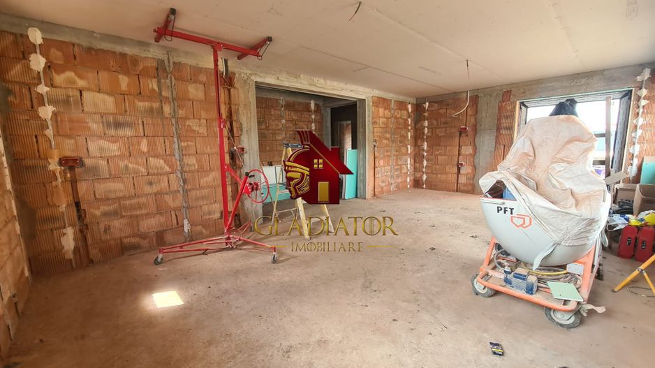 Casa independenta energetic Barnova Cercu, 4 camere, 475 mp teren - Poză 8