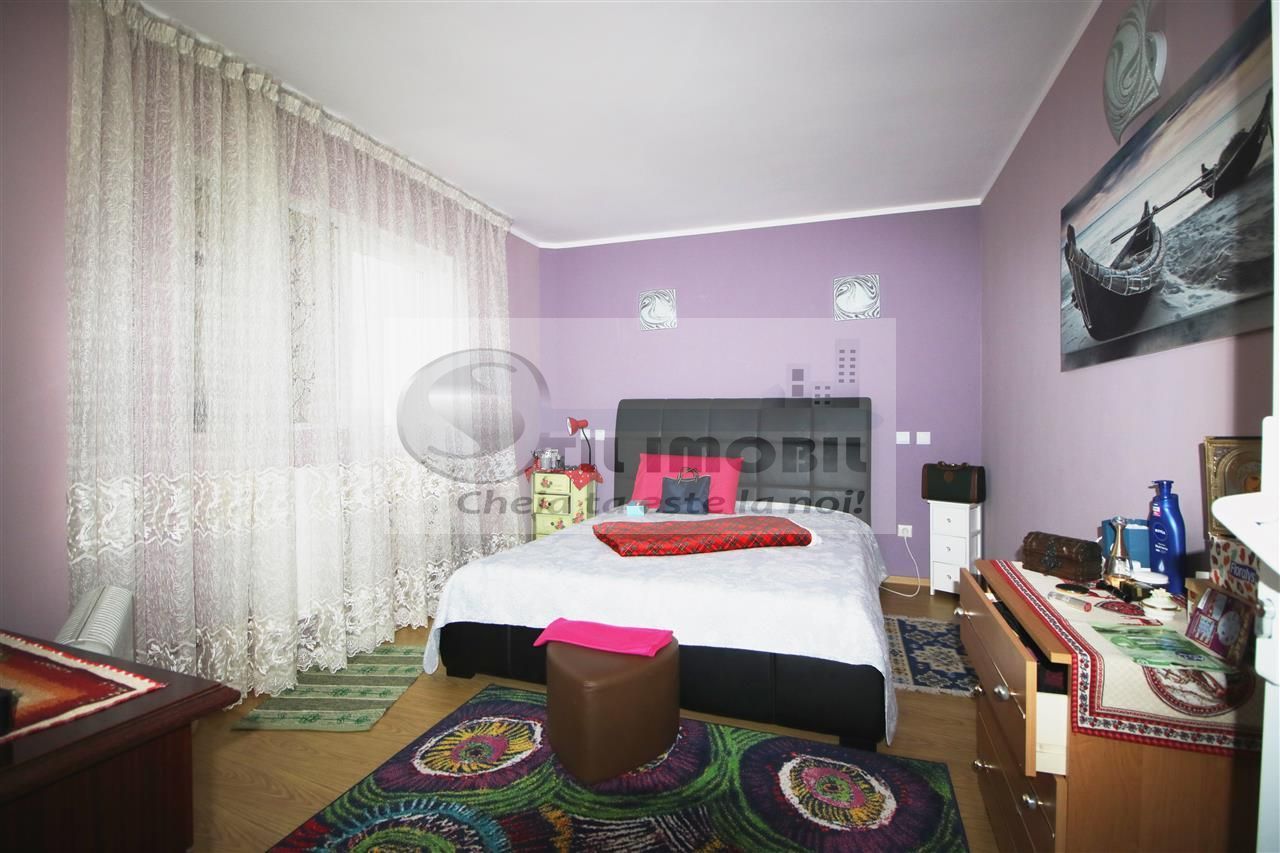 VILA INDIVIDUALA P+1+M 7200 160000 EURO NEGOCIABIL - Poză 21