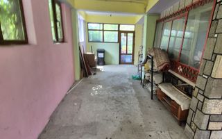 Spatiu comercial+Locuinta 664 mp construiti+anexa 16 mp si teren 845mp - Poză 4