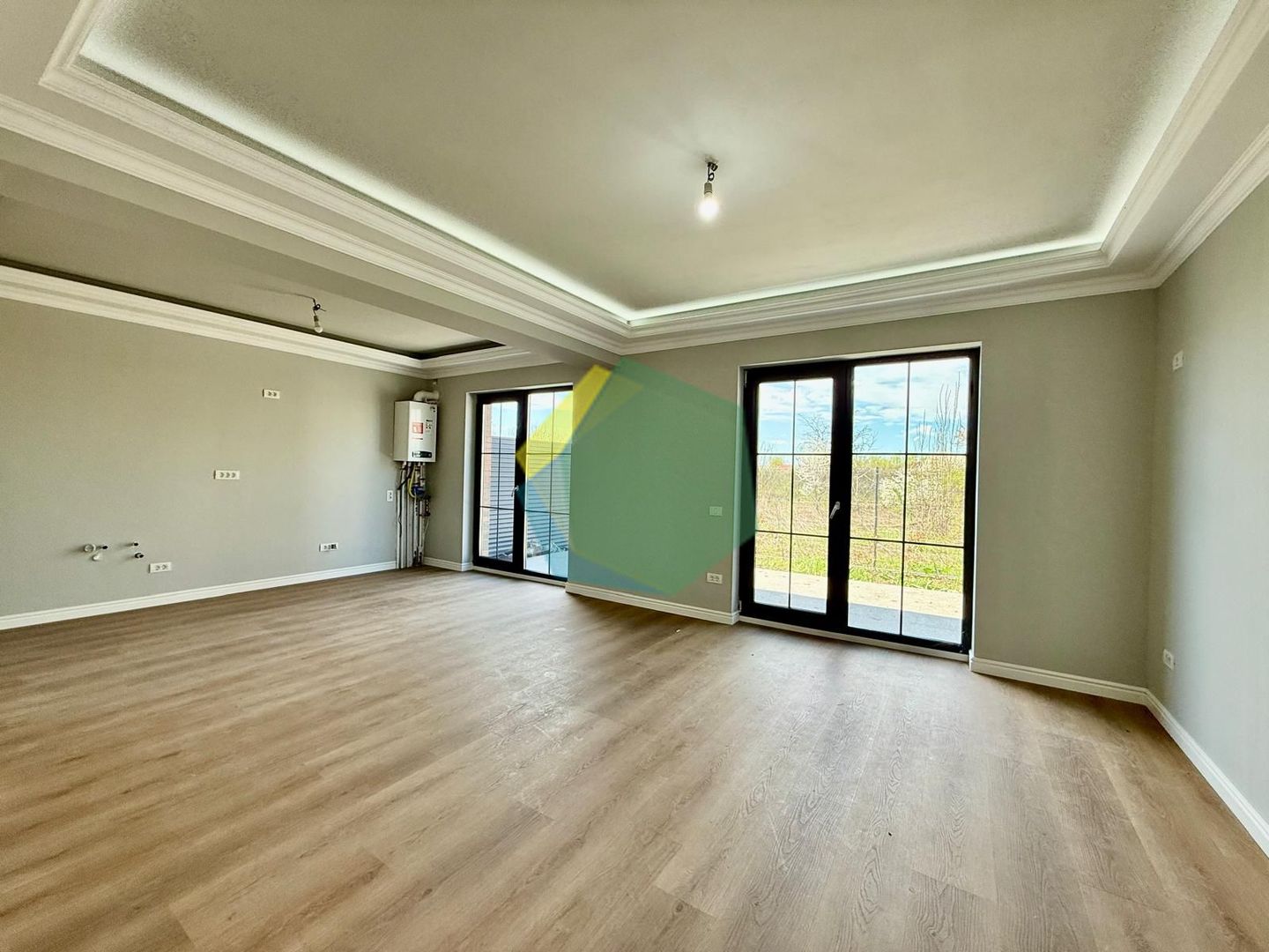 Vila urbana finalizata - te poti muta imediat. Comision 0 - Poză 2