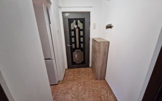 Apartament 3 camere, etaj 1, în Miroslava, zona Moldomobila - Bularga - Poză 3