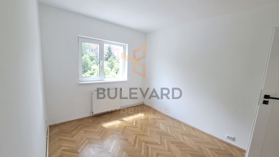 Apartament 3 camere zona Piata Cipariu! Renovat! - Poză 8