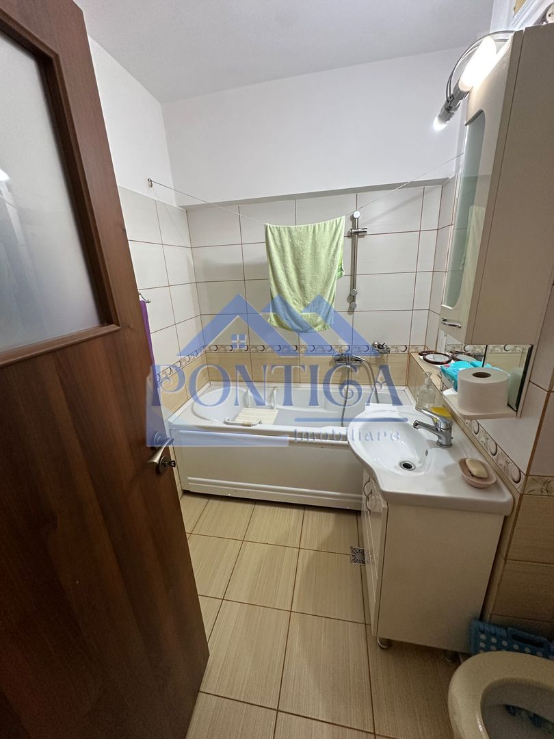 Apartament 2 camere decomandat | Tomis 2 – Vedere către Parcul Tomis - Poză 8