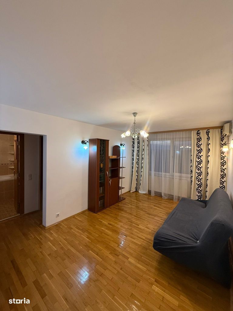 Apartament 3 camere de închiriat Apărătorii Patriei - Poză 1