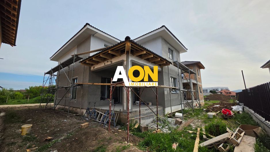 Casa Individala 4 Camere, 3 Bai,  Zona Cetate - Poză 2