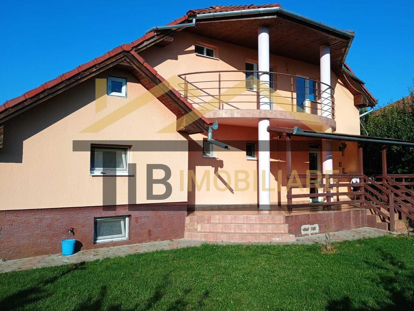 Casă de vânzare, 620mp teren, 208 utili, Zona Sântana de Mureș - Poză 1