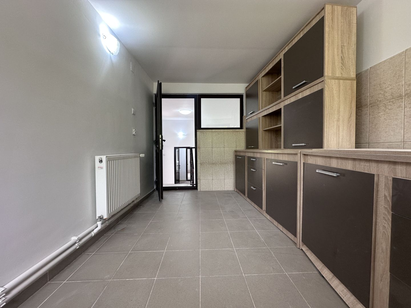 Între dealuri, viță de vie și liniște deplină! Vanzare casa in Prahova - Poză 19