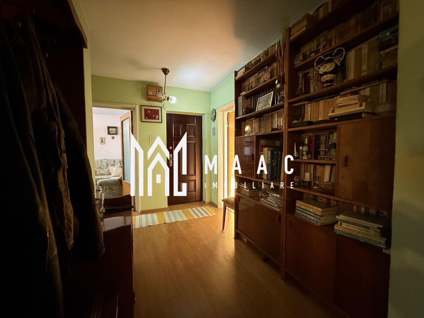 Apartament 3 Camere | Balcon | 60 MPU | Decomandat | Strand - Poză 3