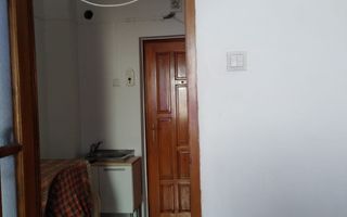 EXCLUSIVITATE. Garsoniera confort 2, zona Scoala de Politie. - Poză 3