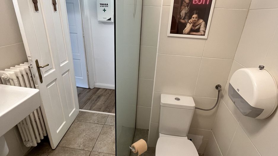 De vanzare Spatiu Birou/Apartament zona Romana Intrare Separata sect 1 - Poză 19