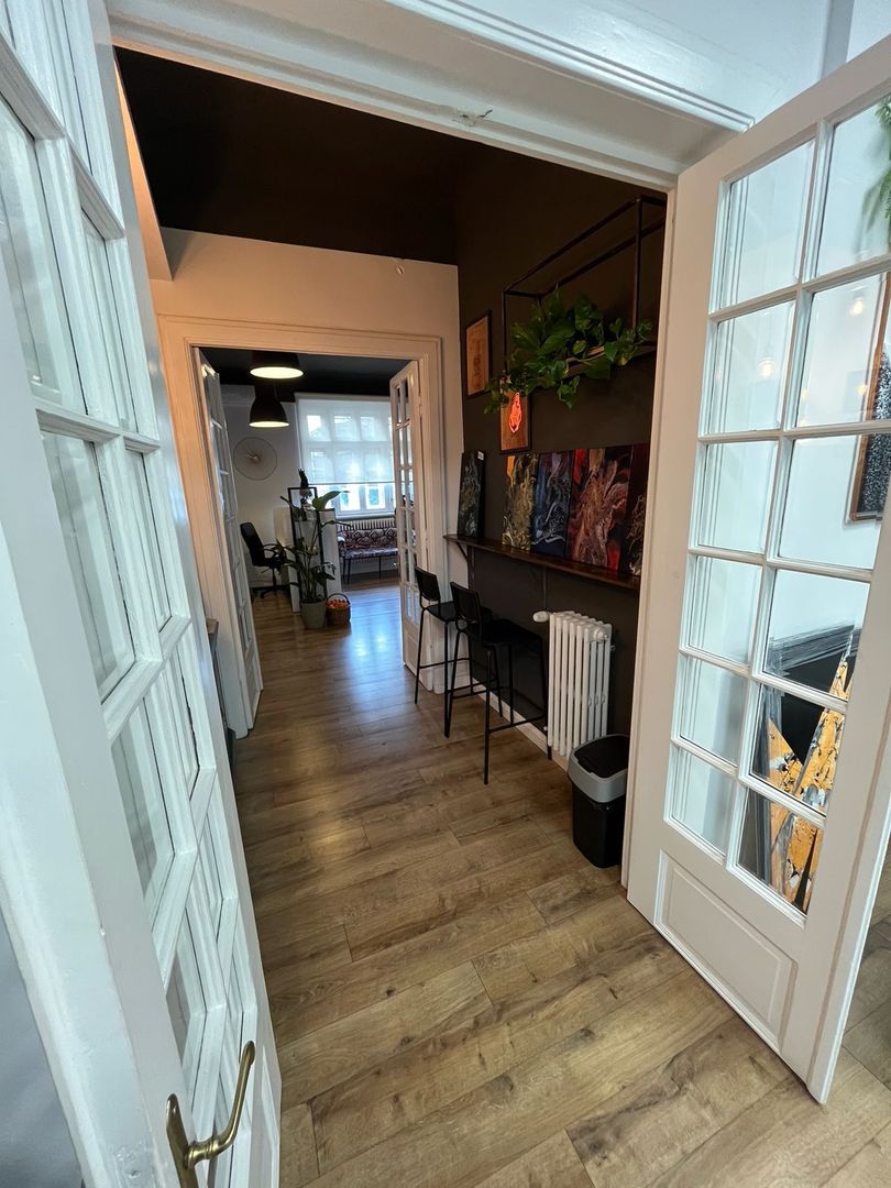 APARTAMENT/ SPATIU BIROURI | 116MP | ROMANA - Poză 26