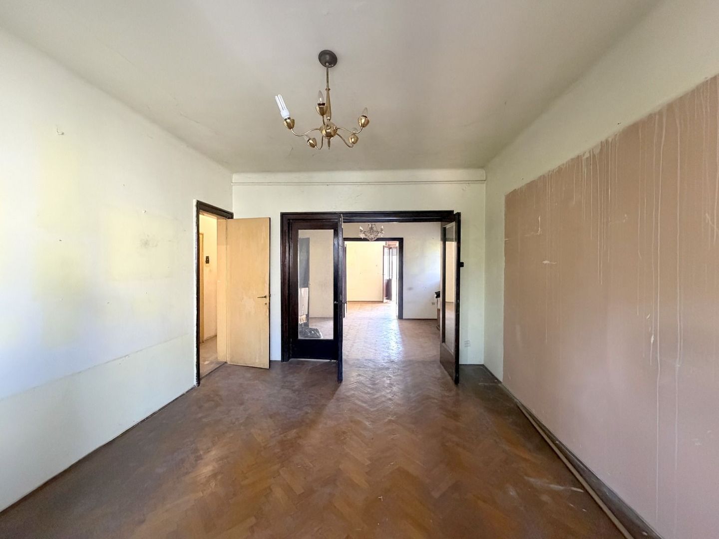 Apartament rar in vilă interbelică | pivniță și mansardă | acces separat - Poză 5