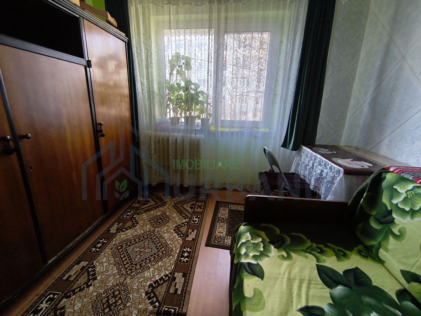 De Închiriat: Apartament 3 Camere, Zonă Liniștită, Mobilat și Utilat - Poză 4