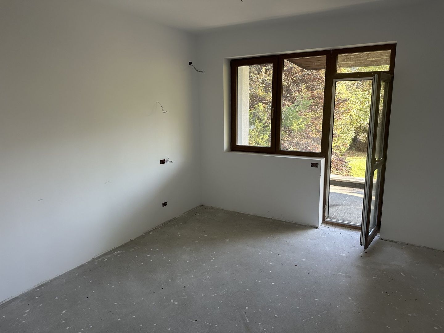PARADISUL VERDE, VILA 507 MP, LOT 1.095 MP! - Poză 35