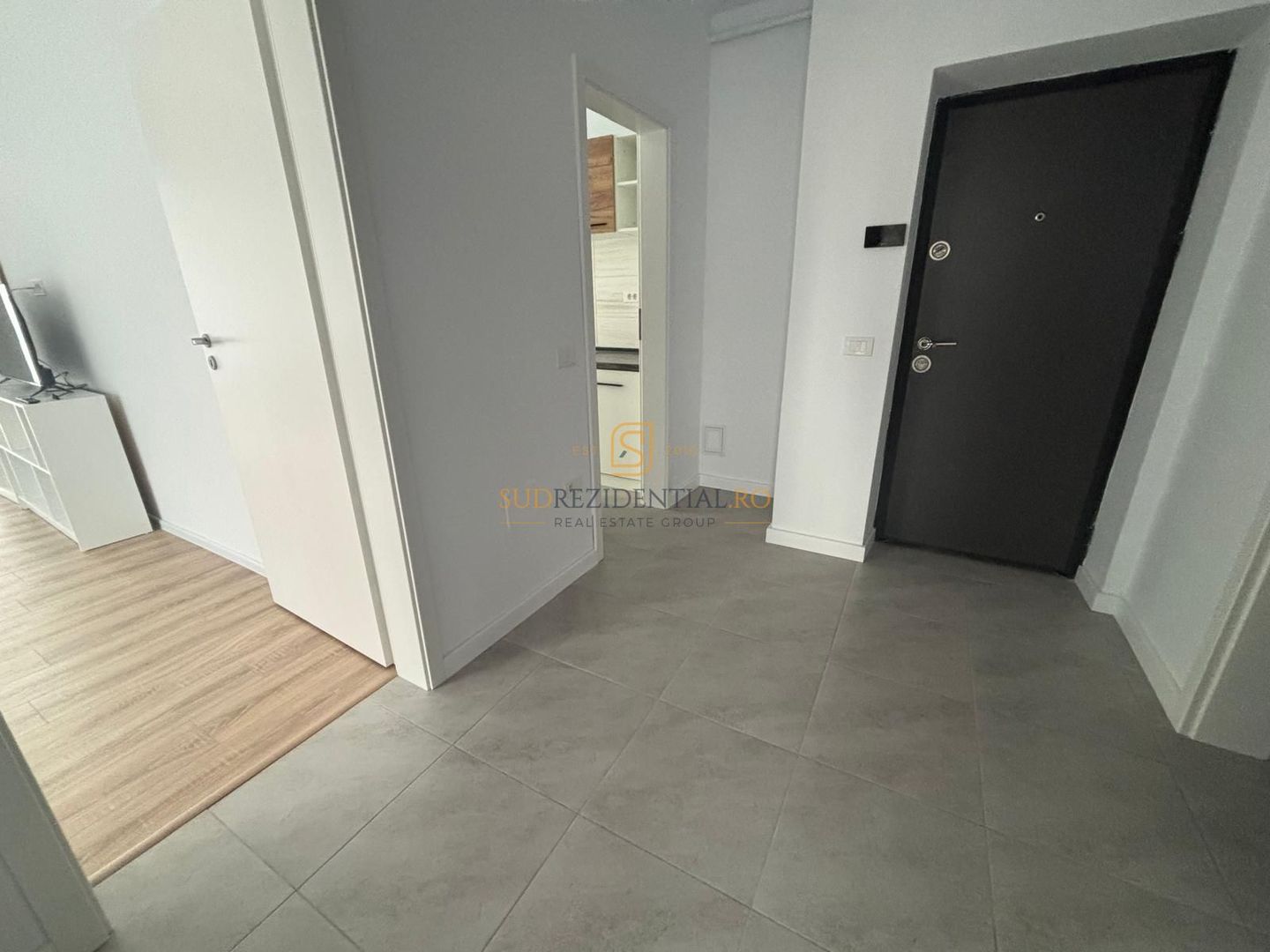 De inchiriat apartament 2 camere decomandat,  The Grand Kristal - Poză 10