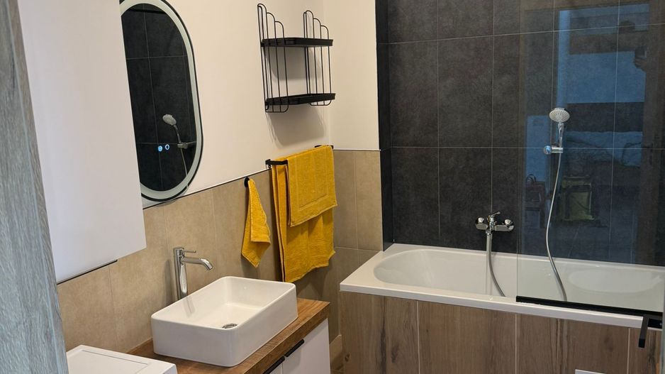 Apartament cu o camera si loc de parcare- Torontalului - Poză 12