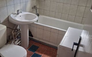 Închiriere apartament 2 camere decomandat, Nicolina (gara Nicolina), etaj 2 din 4, Iași - Poză 2
