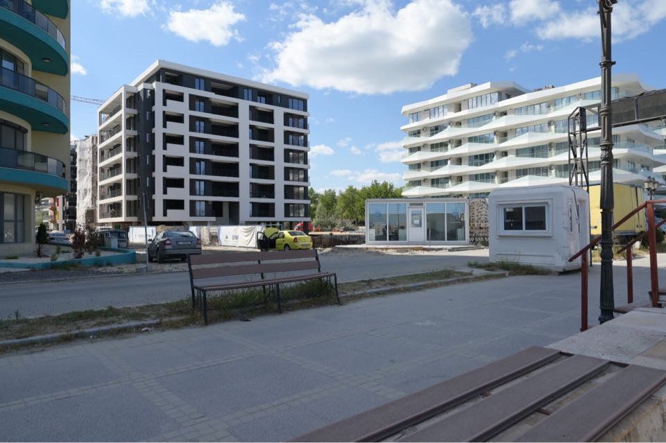 Ag. Eu. vinde Ap. 2 Cam 63 mp Et. 1  Constanta-Mamaia Nord - Poză 3