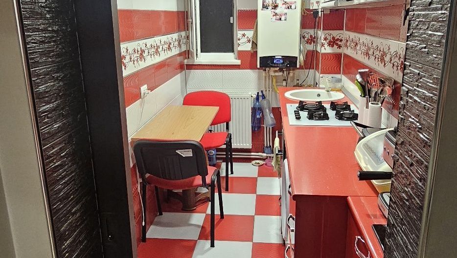 Apartament 2 cam  Centru. sau schimb cu casă in Galati - Poză 6