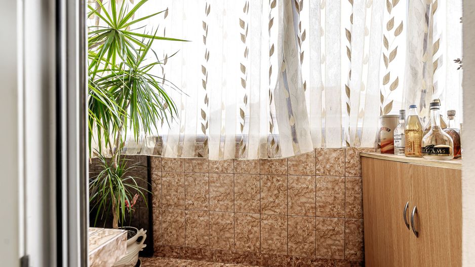 Vandut Apartament decomandat cu 2 camere si 2 balcoane in Alfa - Poză 7