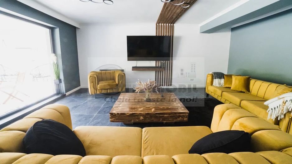 Pensiune de vanzare Voronet - 6 camere - 7 bai - Poză 1