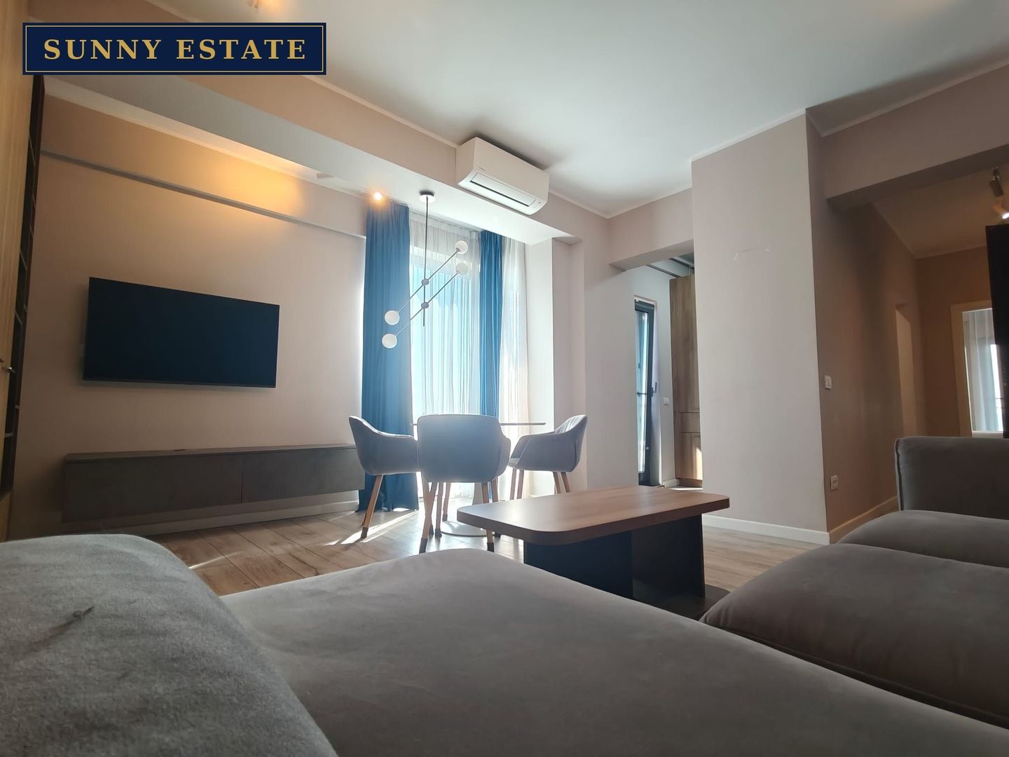 Ap. 2 camere de vânzare, mobilat, etaj 7, zona Delfinariu - Poză 2
