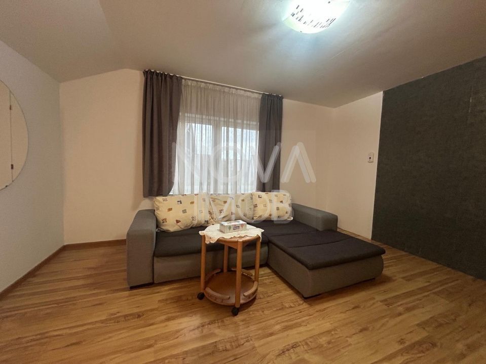 Casa de vanzare 200 mp cu spatiu comercial la parter, strada Lunga - Poză 14