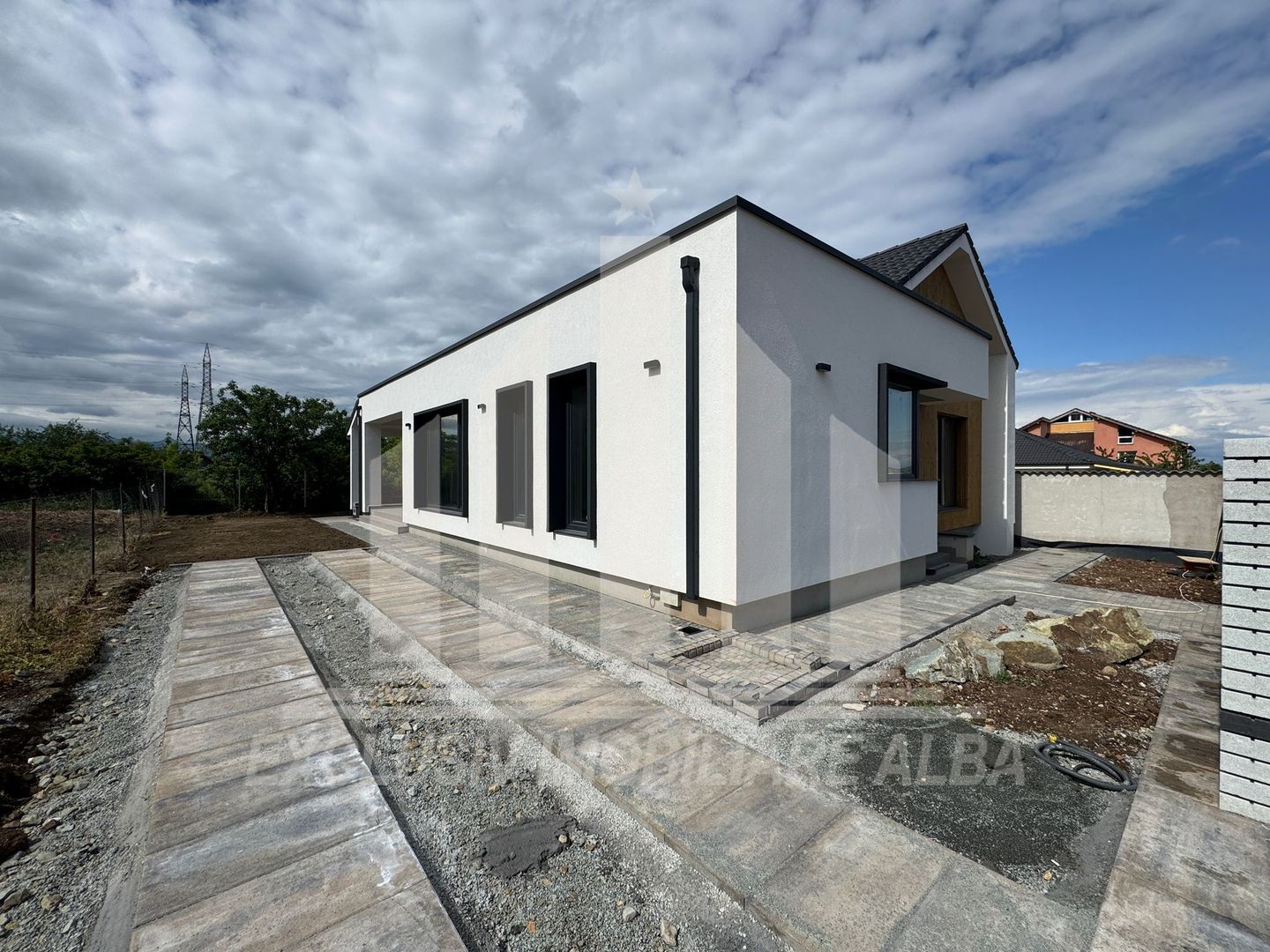 Casa individuala | 120 mp | 370 mp teren | Alba-Micesti - Poză 2