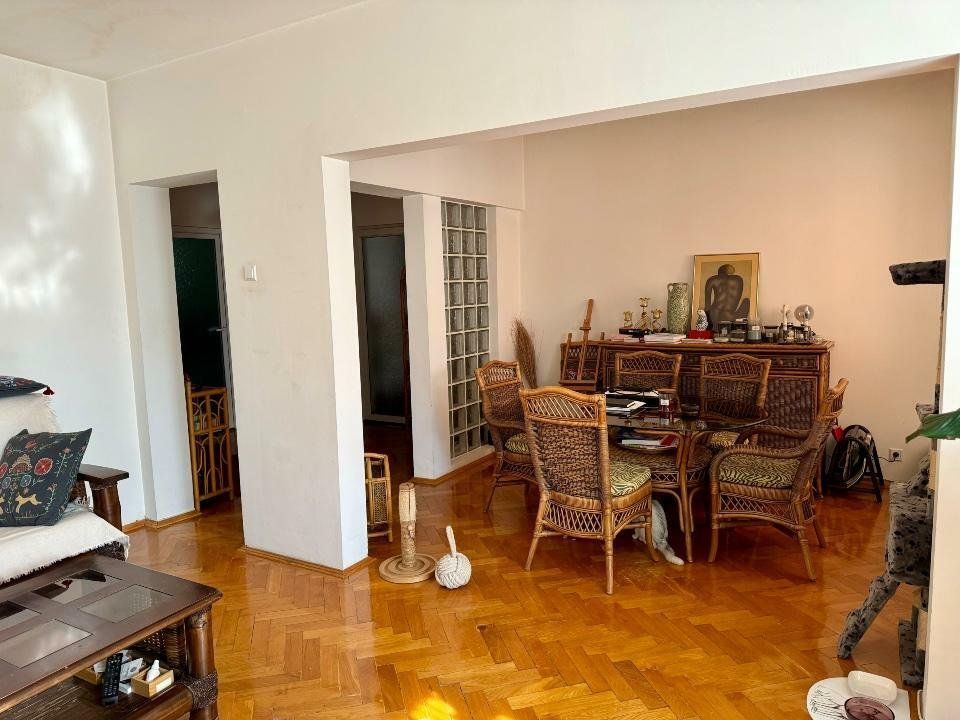 Apartament cu 4 camere in Pajura - Poză 2