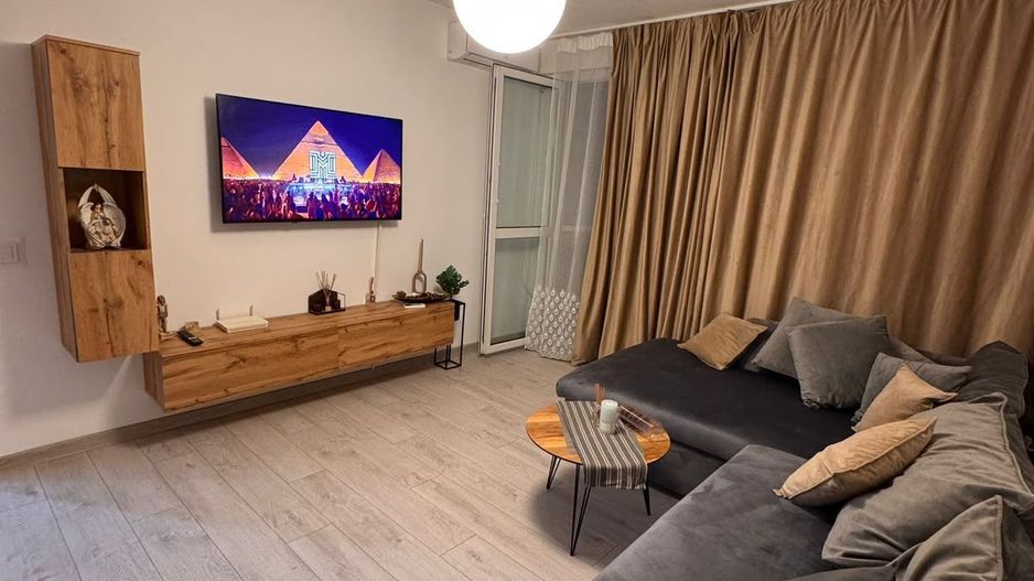 Apartament modern cu doua camere decomandat si loc de parcare, piata Progresul - Poză 2