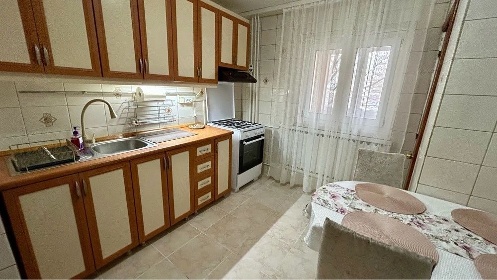 Închiriez apartament cu doua camere, zona Baba novac - Poză 3