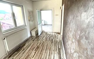 Apartament spatios cu 3 camere - Poză 16