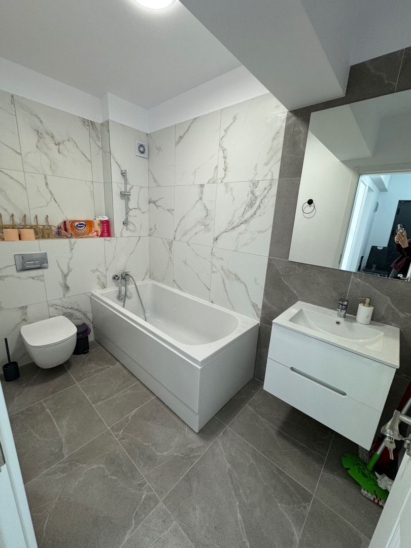 De închiriat Apartament 3 camere Sector 2 - Poză 2