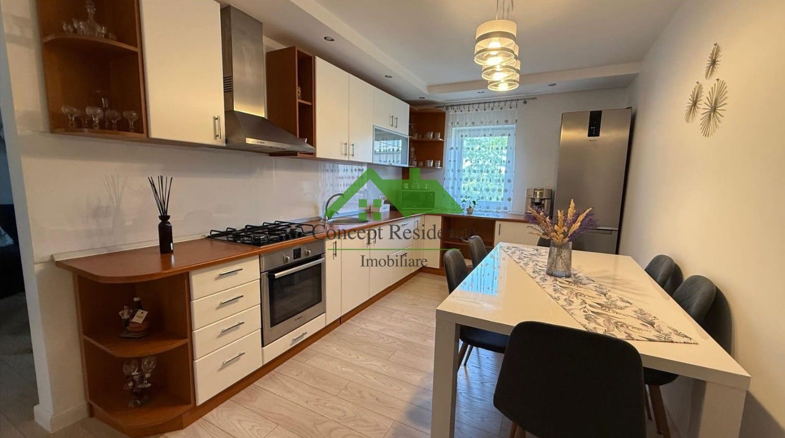Apartament 3 camere, 70 mp, garaj sub bloc – Str. Moldovei - Poză 3
