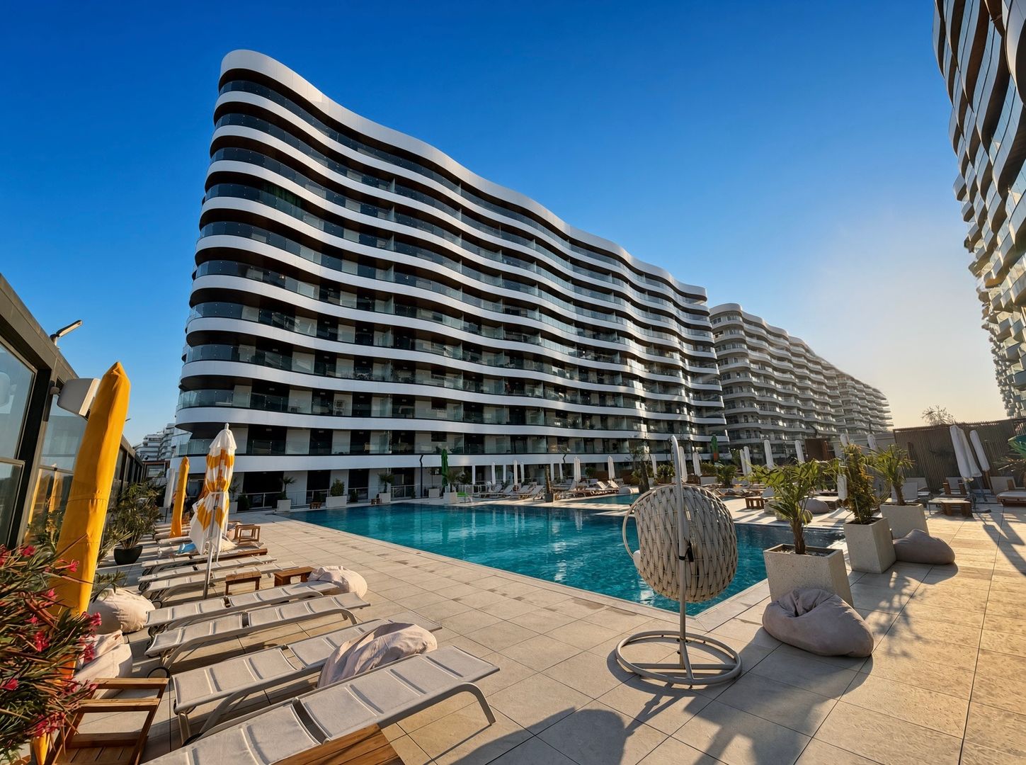 Apartament cu 2 camere, 2 bai | Casa del Mar | Restaurant si  Piscina - Poză 1