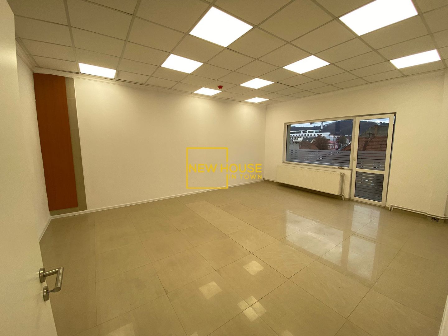 Spațiu de birouri / showroom de închiriat | Zona Blumana | Vedere panoramică - Poză 11