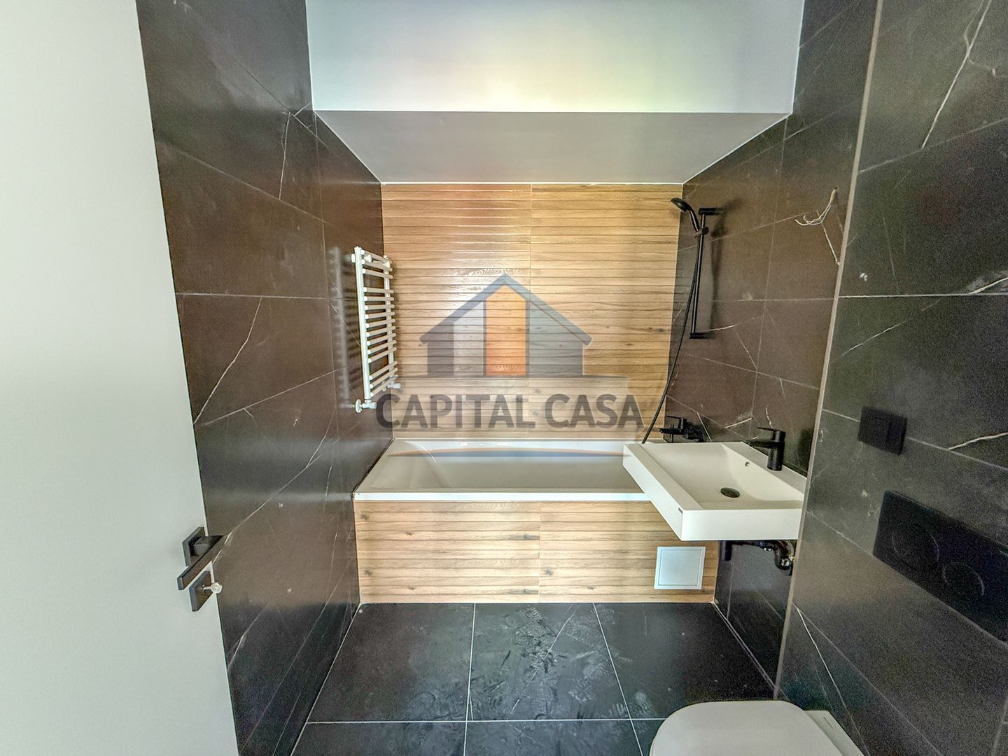 Apartament cu 4 camere, finisaje de Lux, Sector 3 - Poză 10