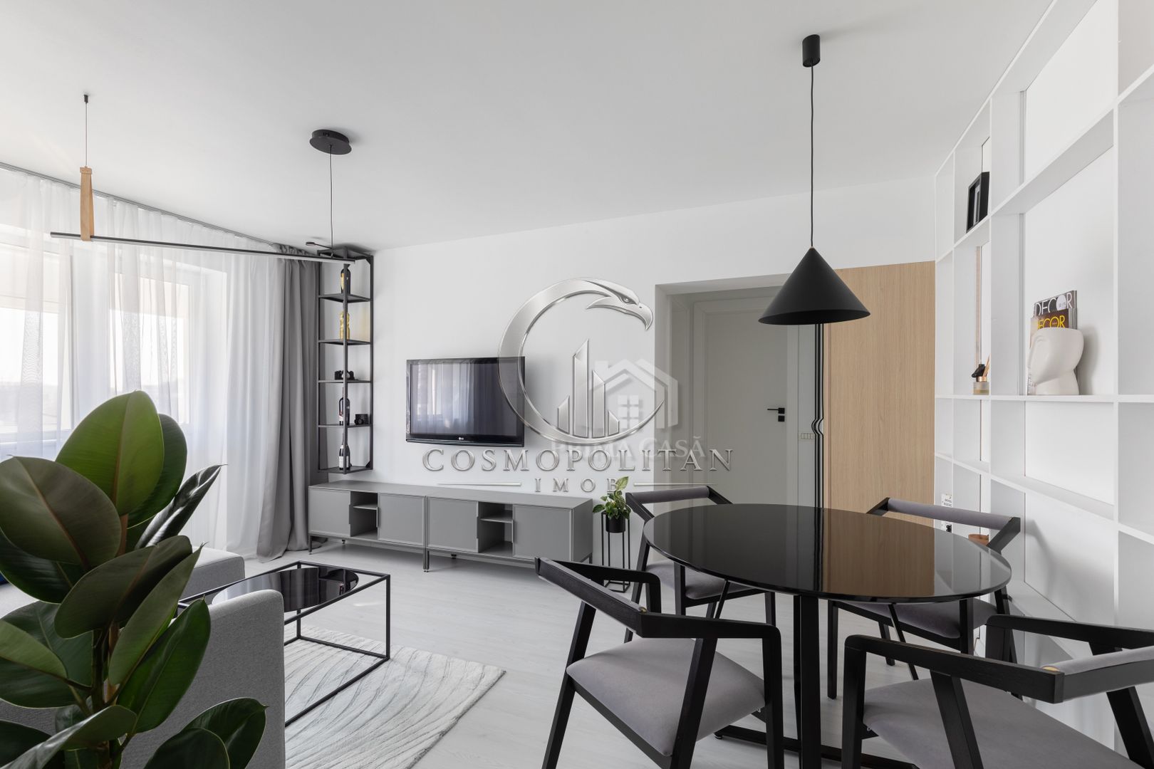 Apartament de inchiriat zona N. Balcescu finisaje de lux totul nou - Poză 11
