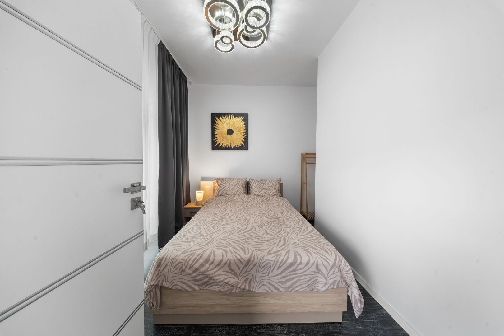 Vilă exclusivistă cu arhitectură și mobilier de designer I Livezeni - Poză 14