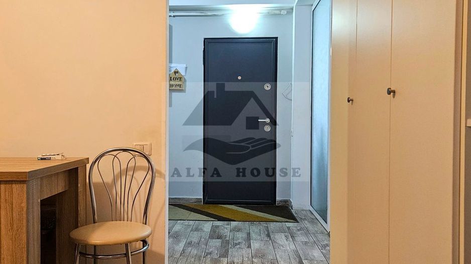 Oportunitate - Apartament cu trei camere in vila, zona Tractorul 70 mp - Poză 5