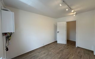 Apartament 3 camere 64 mp utili 2 bai etaj 1 complet renovat Strand - Poză 12