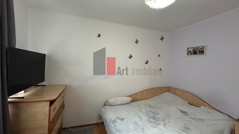 APARTAMENT 3  CAMERE - Poză 7