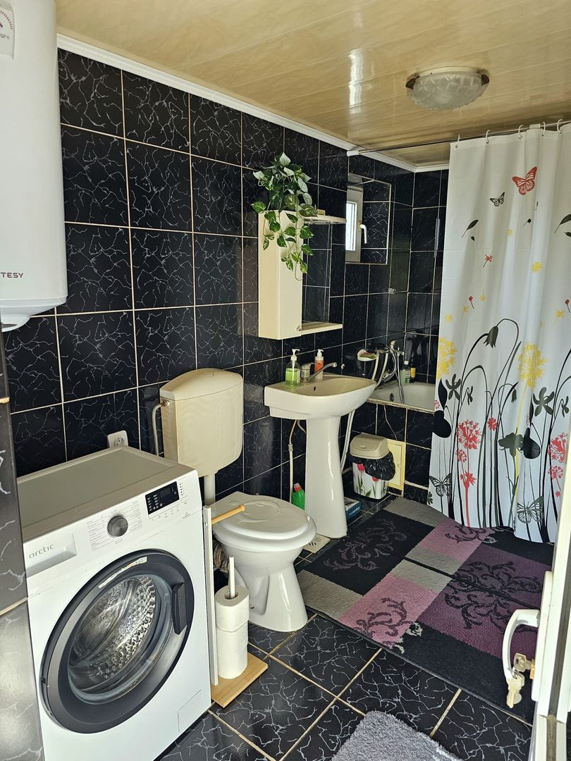 Casă tradițională cu anexe și teren 1.100 mp – VASLUI - MUNTENII DE JOS; - Poză 11