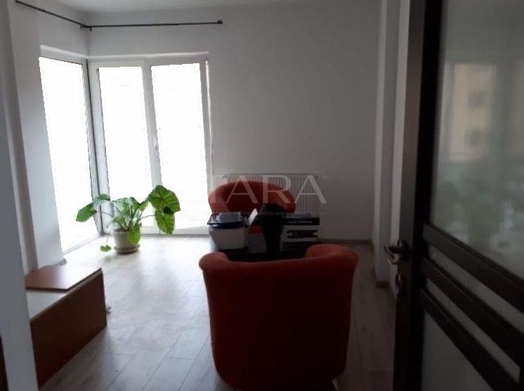 Apartament finisat modern cu 3 camere in Floresti - Poză 3