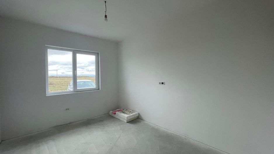 Duplex cu 4 camere ST 365MP -158.800€ în Moșnița Nouă - Poză 8