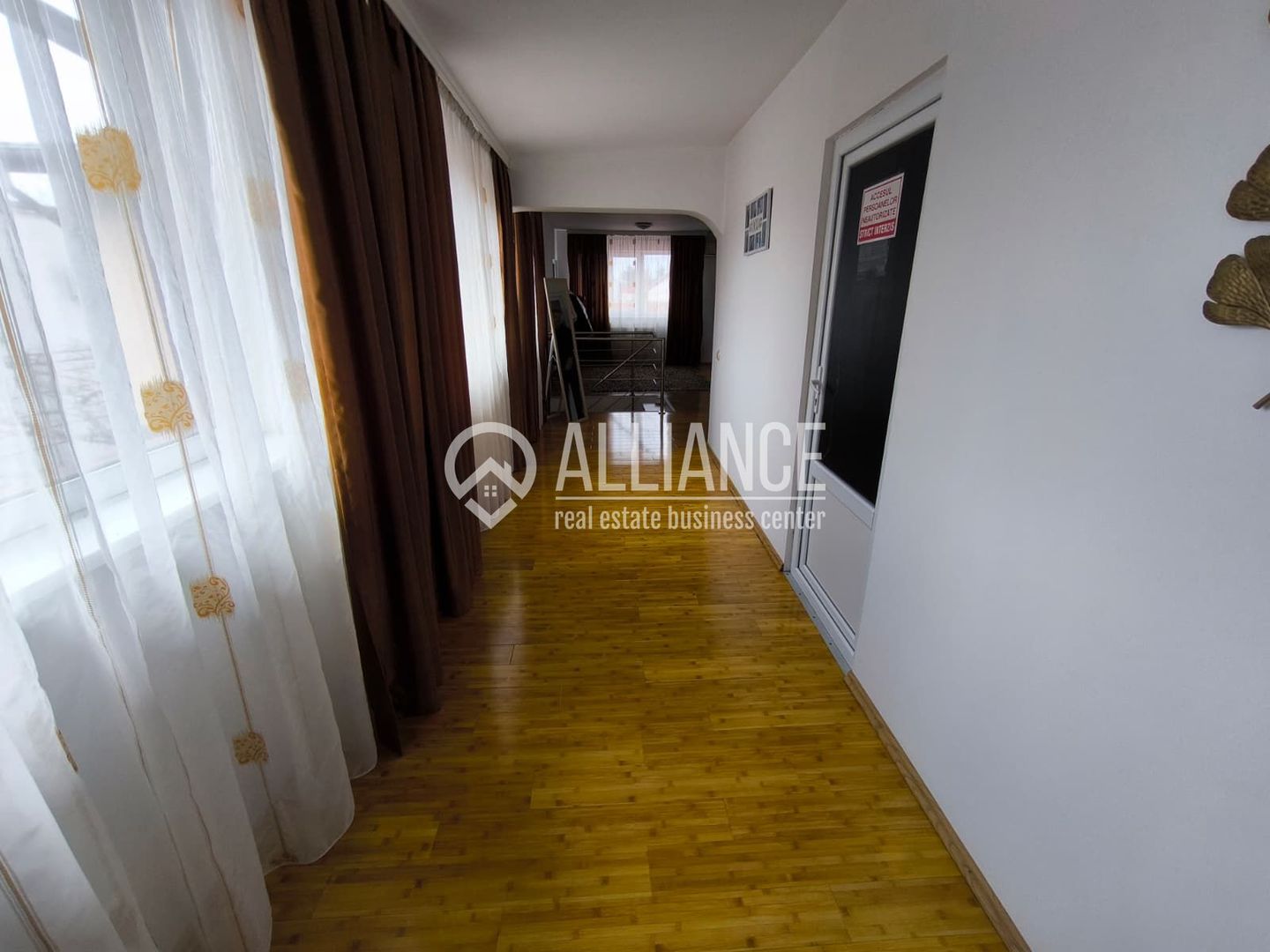 MEDEEA Vila P+1 mobilata complet si curte generoasa! - Poză 14