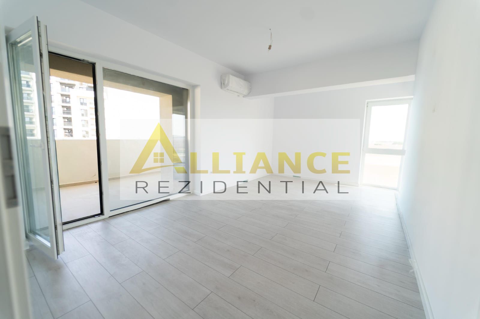 Apartament 2 camere | Grand Krystal |  Parcare inclusa - Poză 3