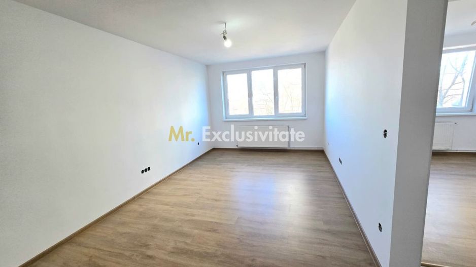 De vânzare Apartament 2 camere Luceafărul Satu Mare - Poză 4